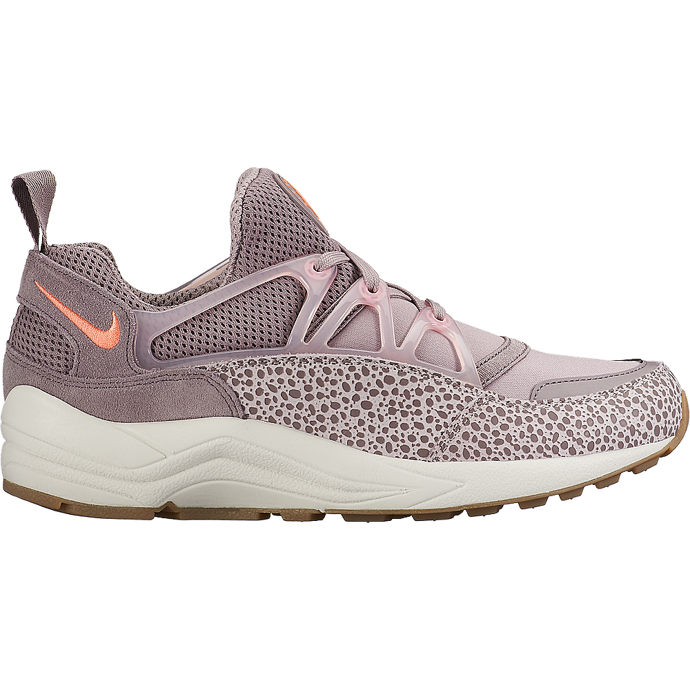 Nike air outlet huarache light scontate