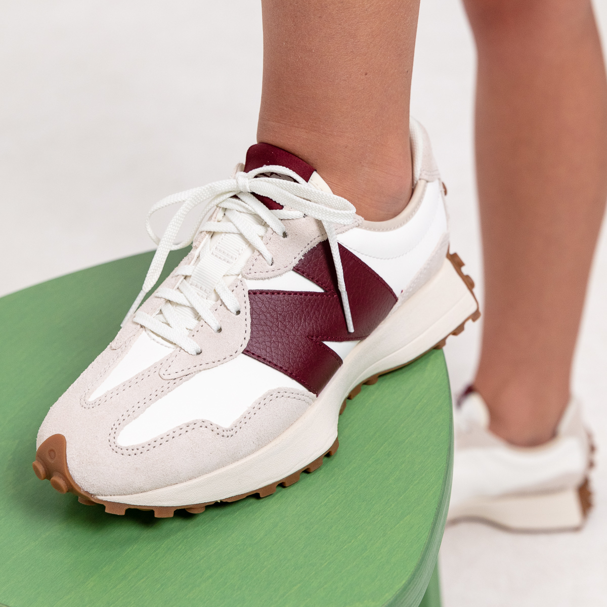 New Balance 327 ženske patike Sport Reality