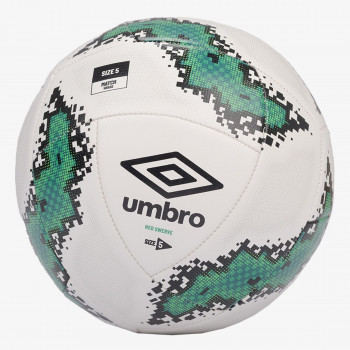 Umbro Neo Swerve 
