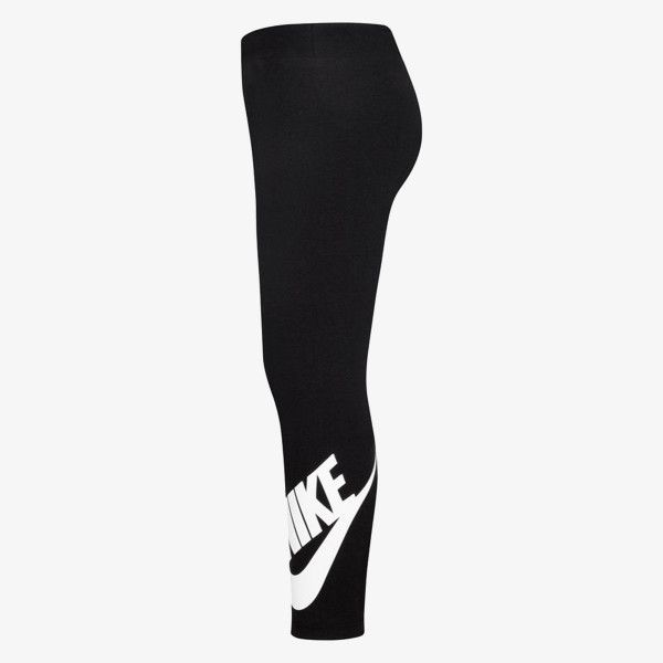Nike Sportswear Club 
