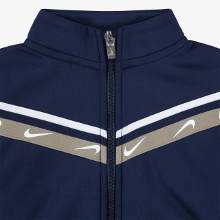 Nike Club 