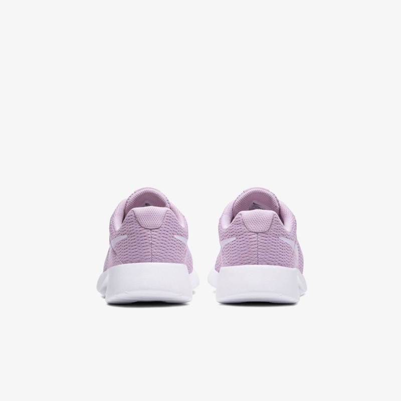 Nike OBUCA PATIKE NIKE TANJUN BG 
