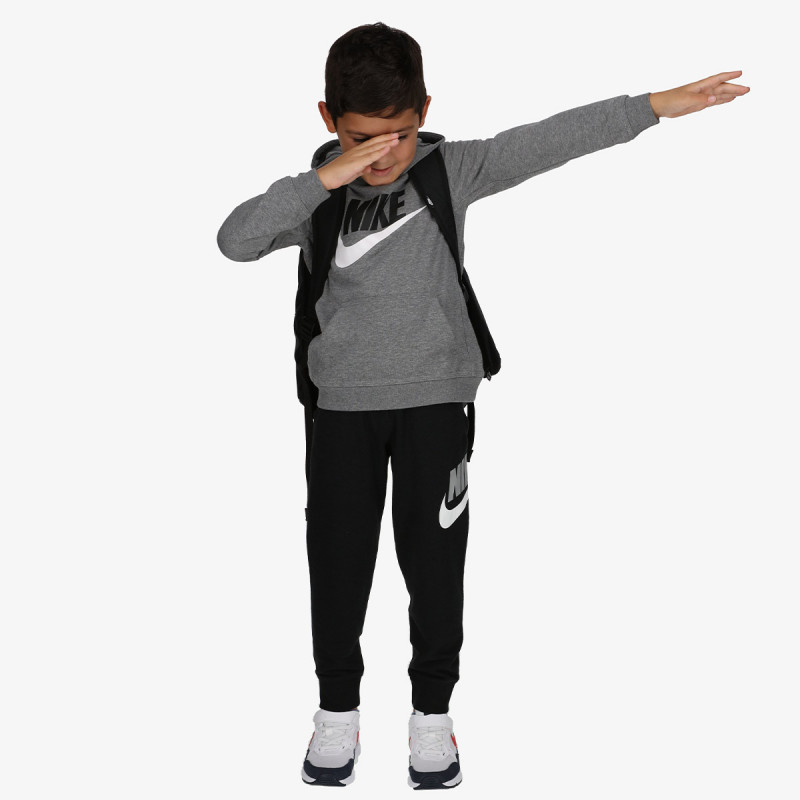Nike Club 