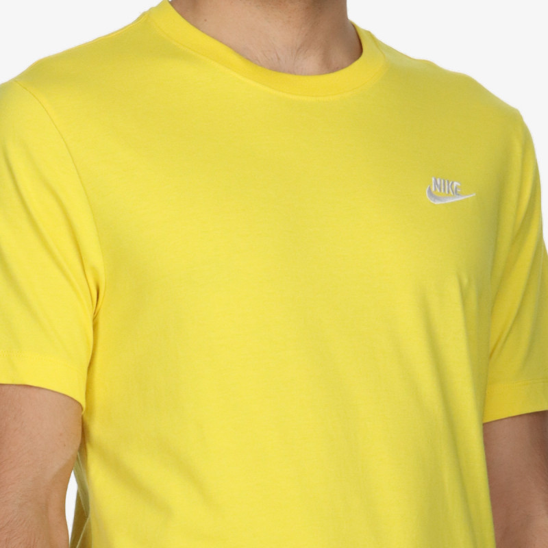 Nike Sportswear Club 