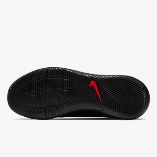 Nike JR LEGEND 8 CLUB IC 