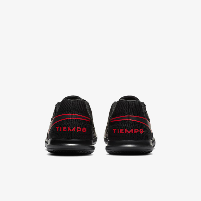 Nike JR LEGEND 8 CLUB IC 
