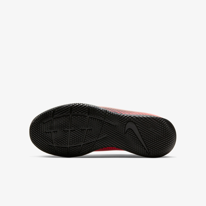 Nike OBUCA PATIKE JR VAPOR 13 CLUB IC 
