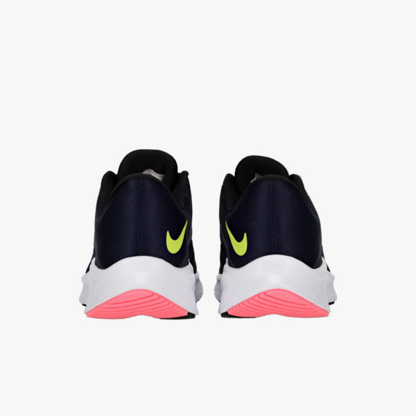 Nike Quest 3 