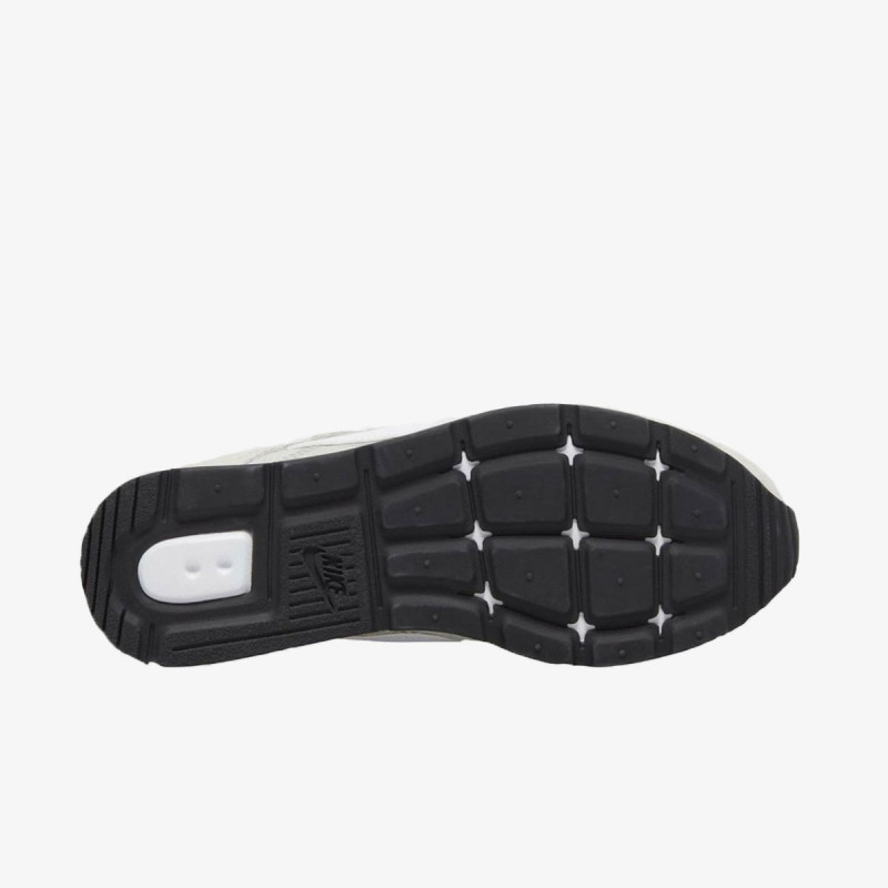 Nike Venture Runner 