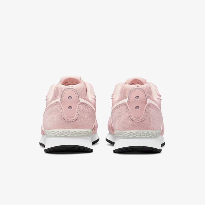 Nike Venture Runner 