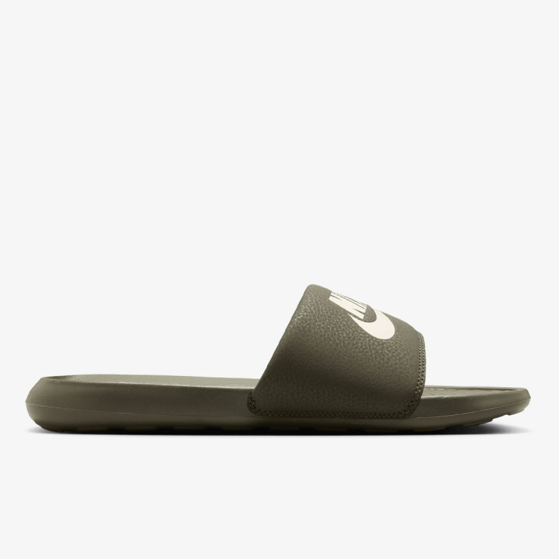 NIKE VICTORI ONE SLIDE 