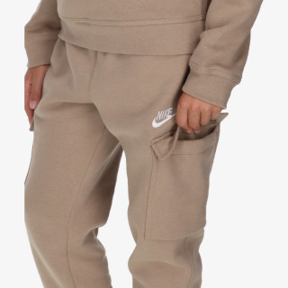 Nike Sportswear Club 
