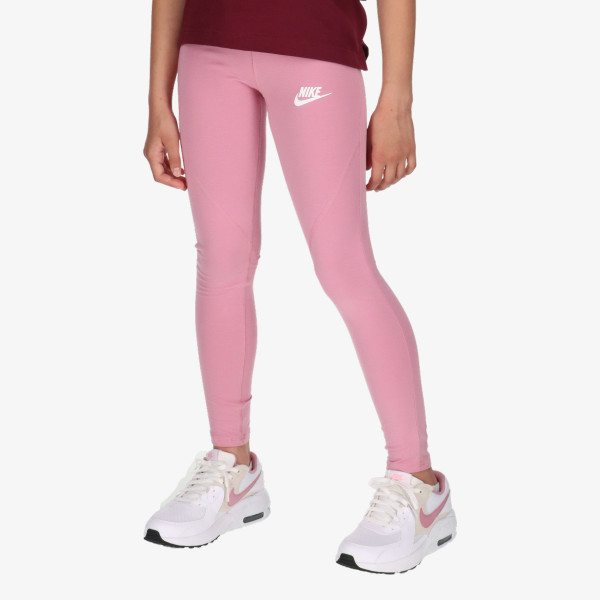 Nike Sportswear Favorites 