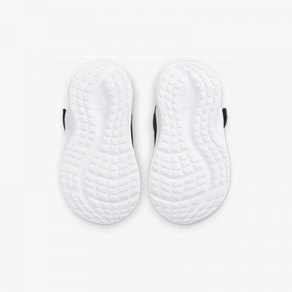 Nike Downshifter 11 