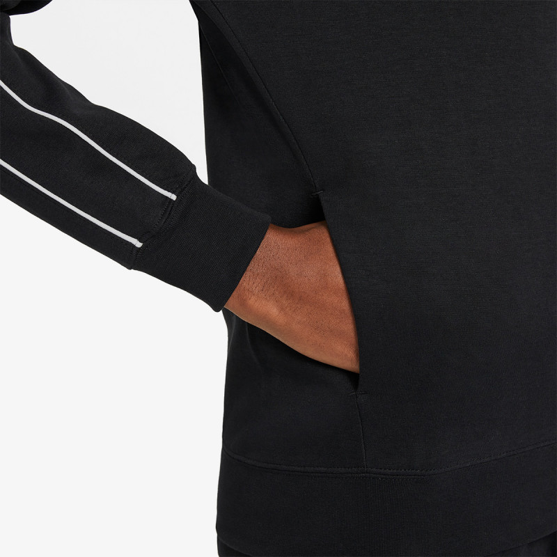 Nike Sportswear Millennium 