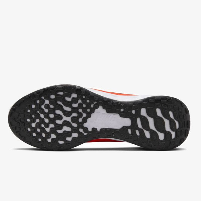 Nike Revolution 6 Next Nature 
