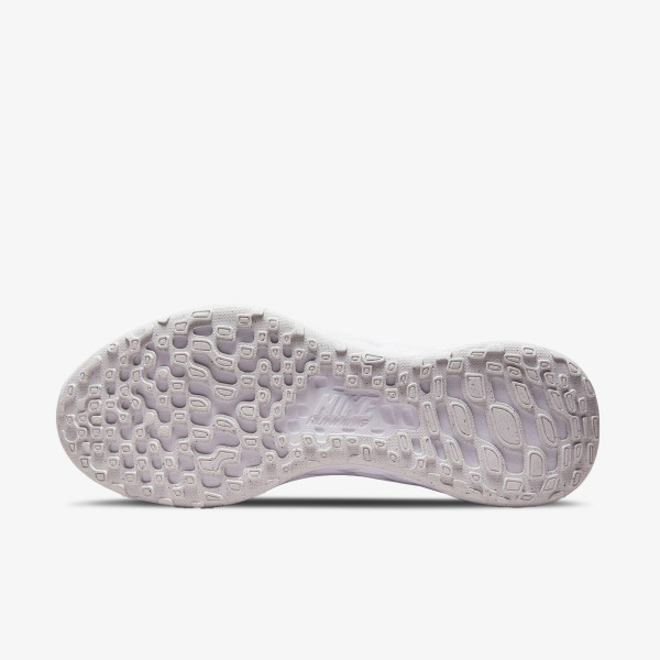 Nike Revolution 6 Next Nature 