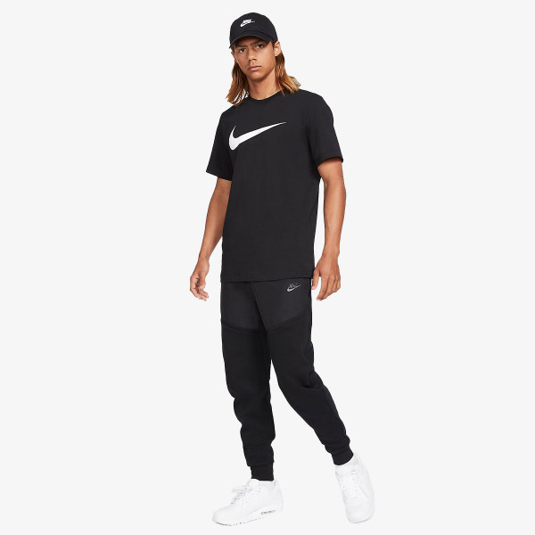Nike Icon Swoosh 