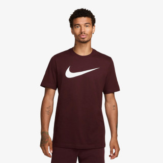 Nike Sportswear Swoosh 