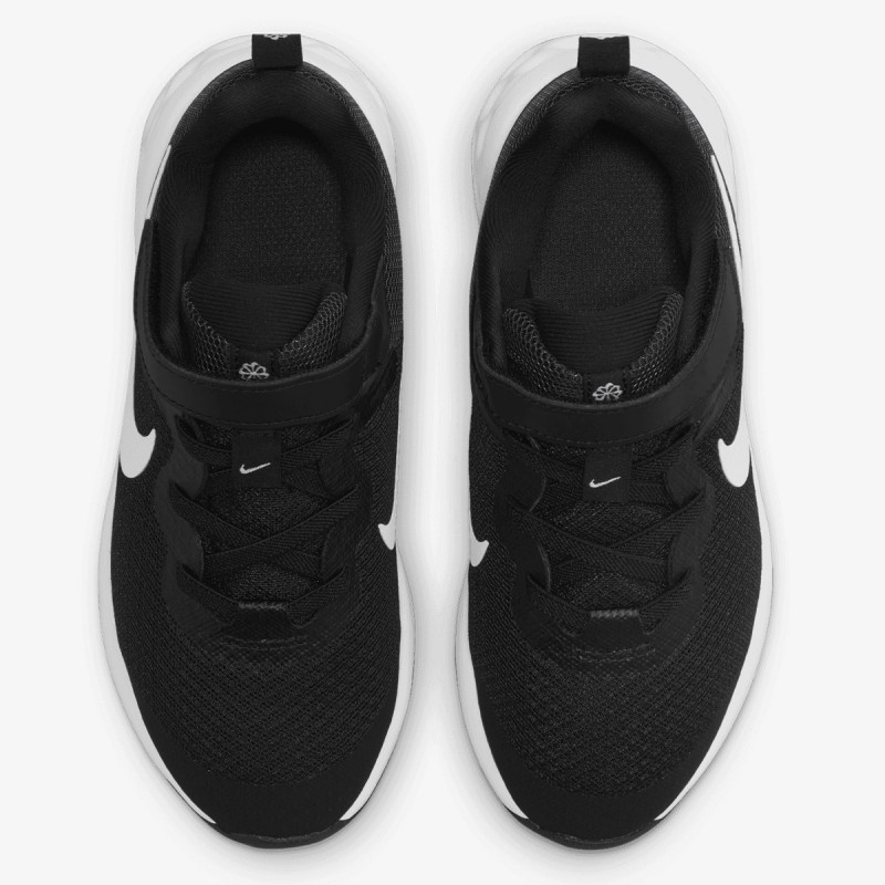 Nike Revolution 6 