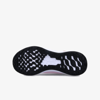 Nike Revolution 6 