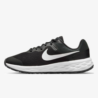 Nike Revolution 6 
