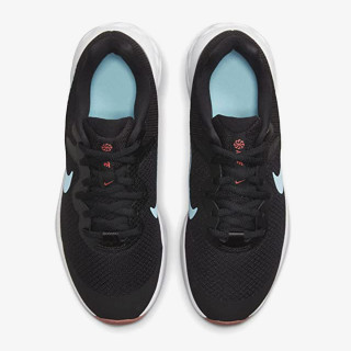 Nike Revolution 6 