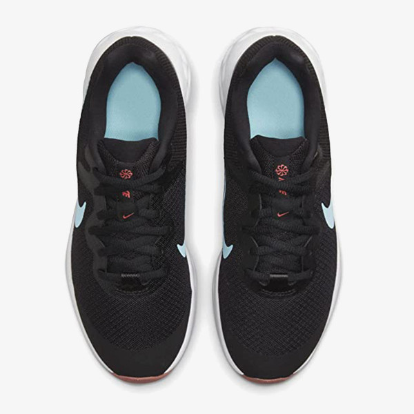 Nike Revolution 6 
