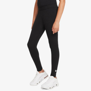 Sportswear Favorites 