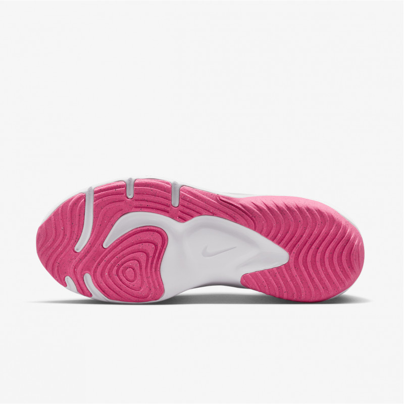 Nike Legend Essential 3 Next Nature 