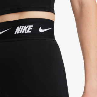 Nike Sportswear Club 
