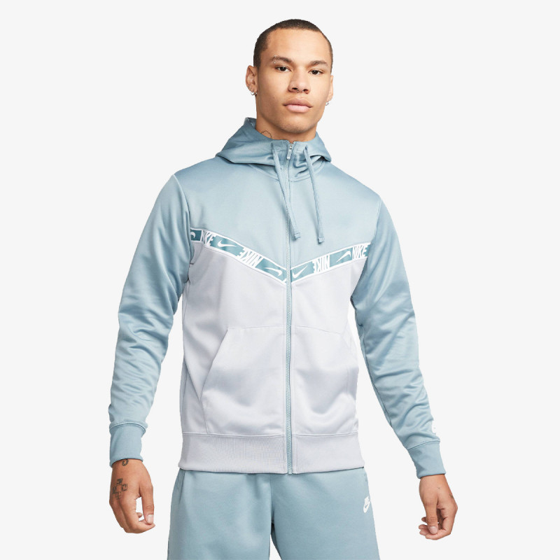 Nike Sportswear 