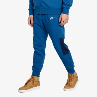 Nike Sportswear 