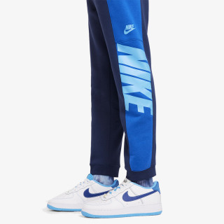 Nike Sportswear 