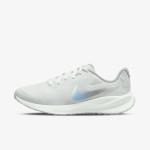 Nike Revolution 7 