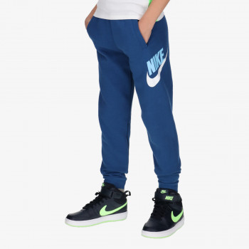 Nike Club Fleece 