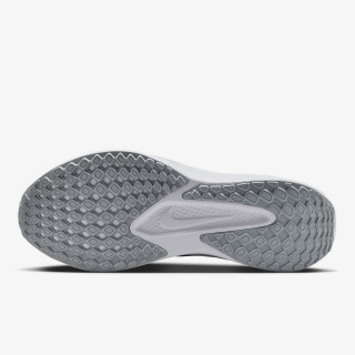 Nike Quest 6 