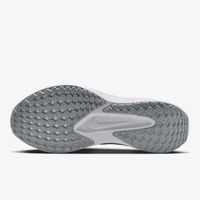 Nike Quest 6 