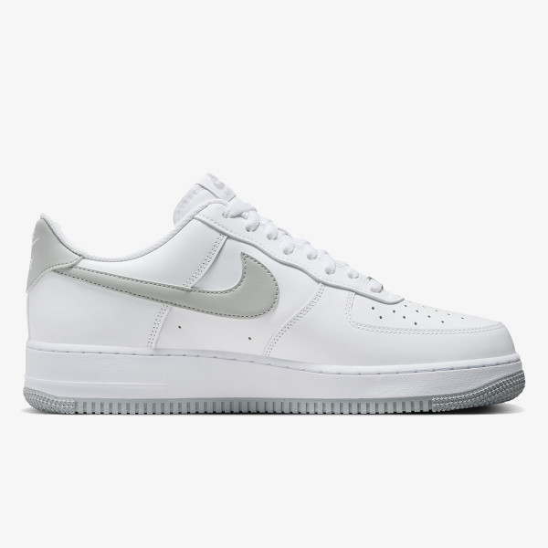 Nike AIR FORCE 1 07 ESS 