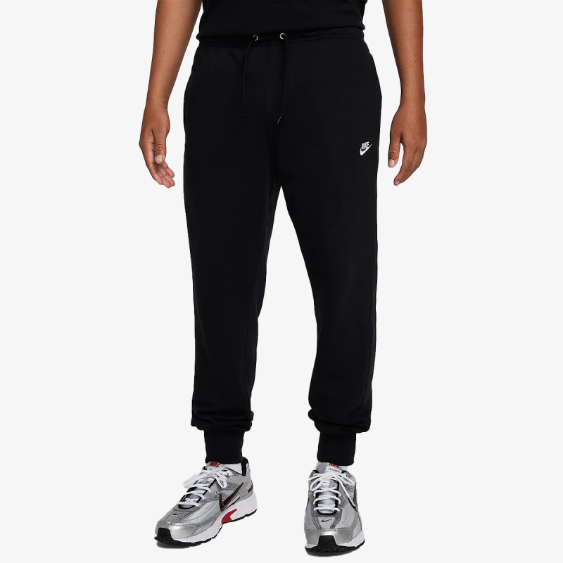 Nike Club 