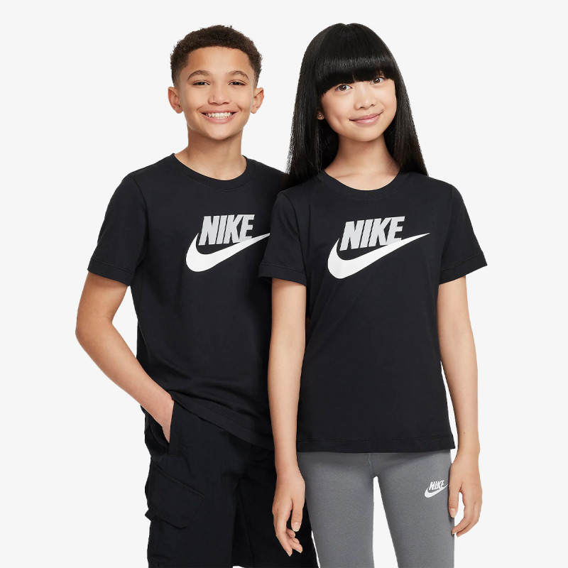 Nike Futura 