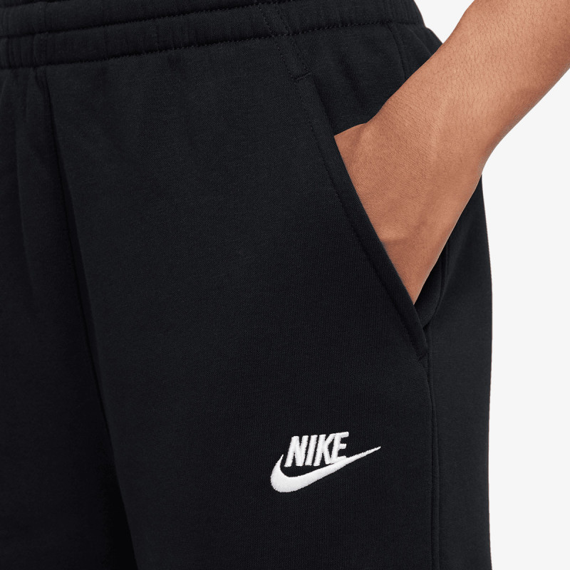 Nike Club 