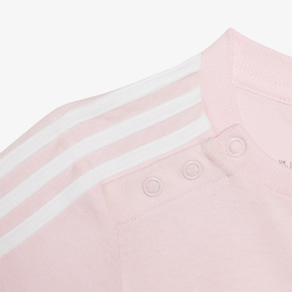 adidas Essential 