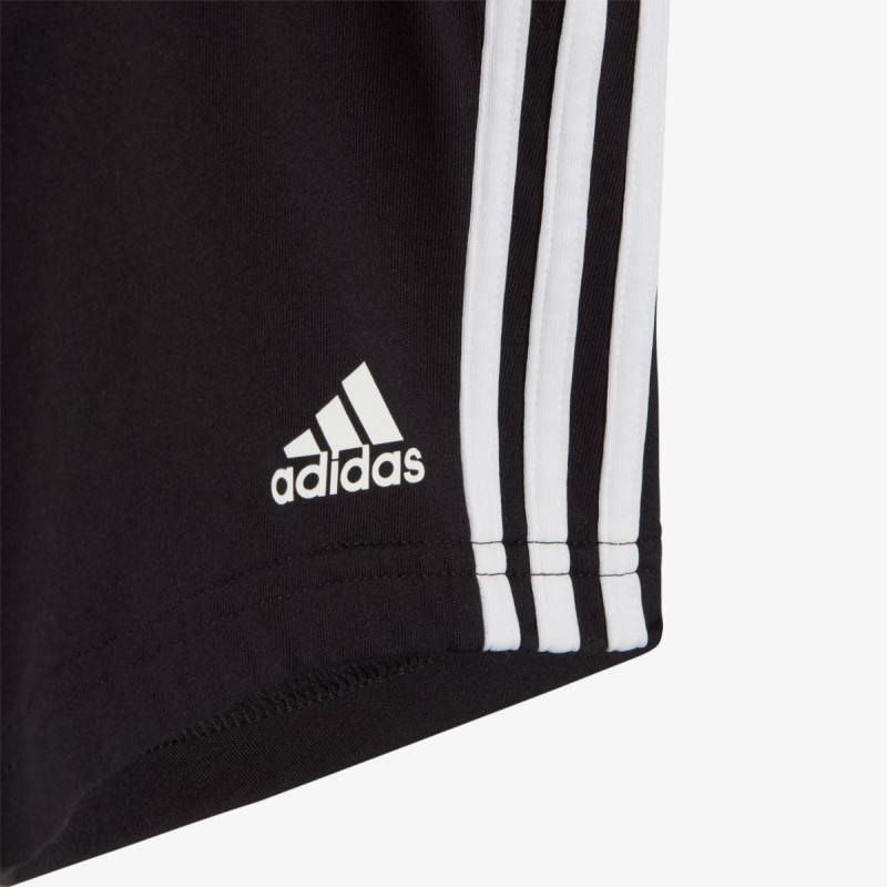 adidas Essential 