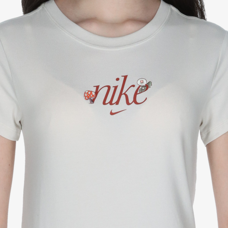 Nike Sportswear 