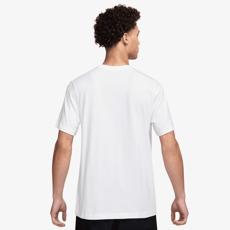 Nike Sportswear 