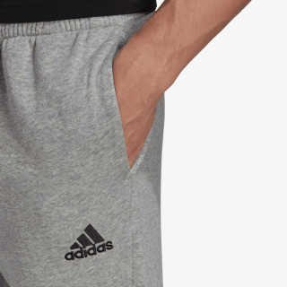 adidas ESSENTIALS 