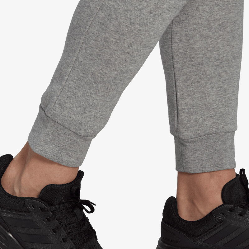 adidas ESSENTIALS 