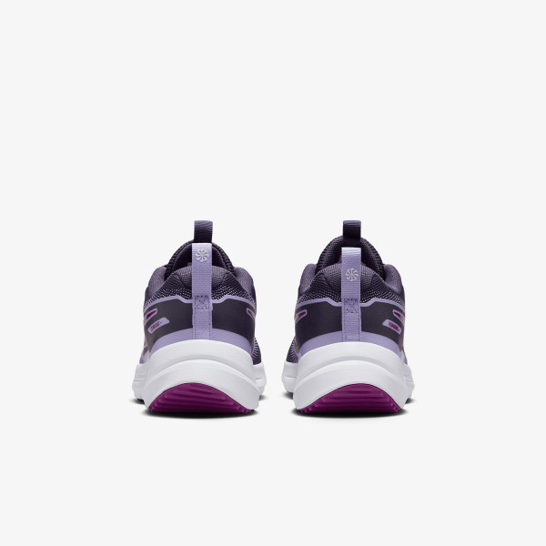 Nike Cosmic Runner 