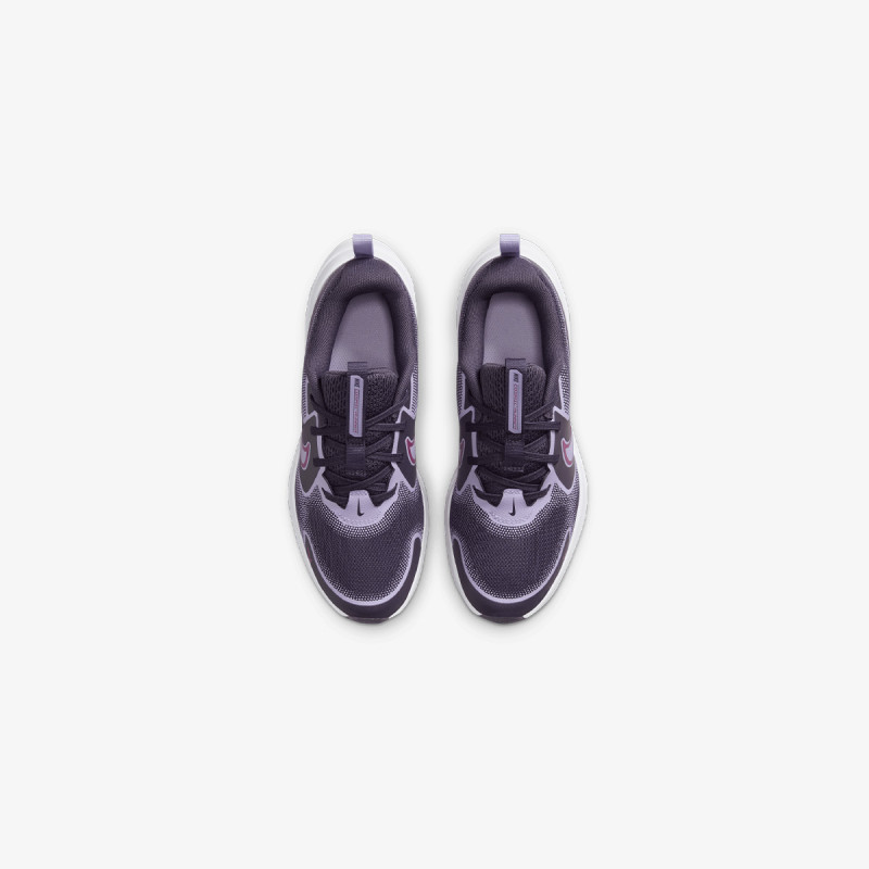 Nike Cosmic Runner 